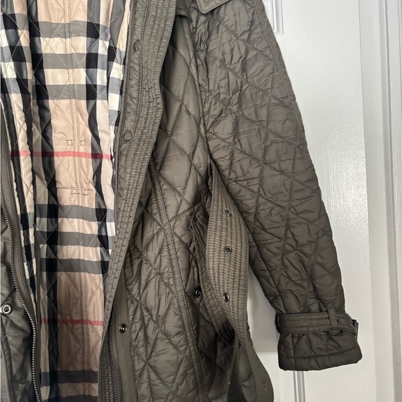 Burberry Women's Quilted Hooded Jacket - Olive Green Size XS - Picture 4 of 12